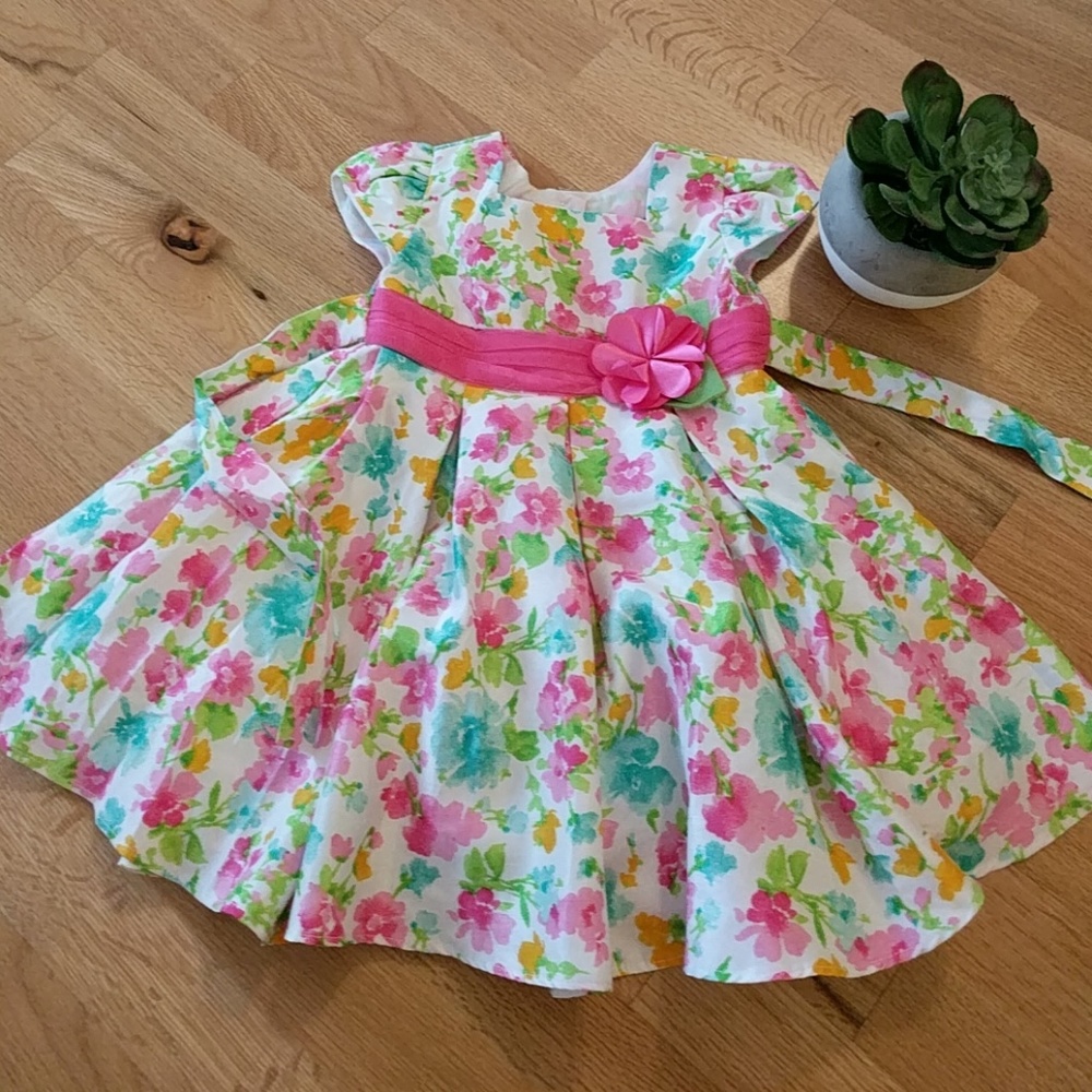 Adorable Dress fo Toddler Girls 2T